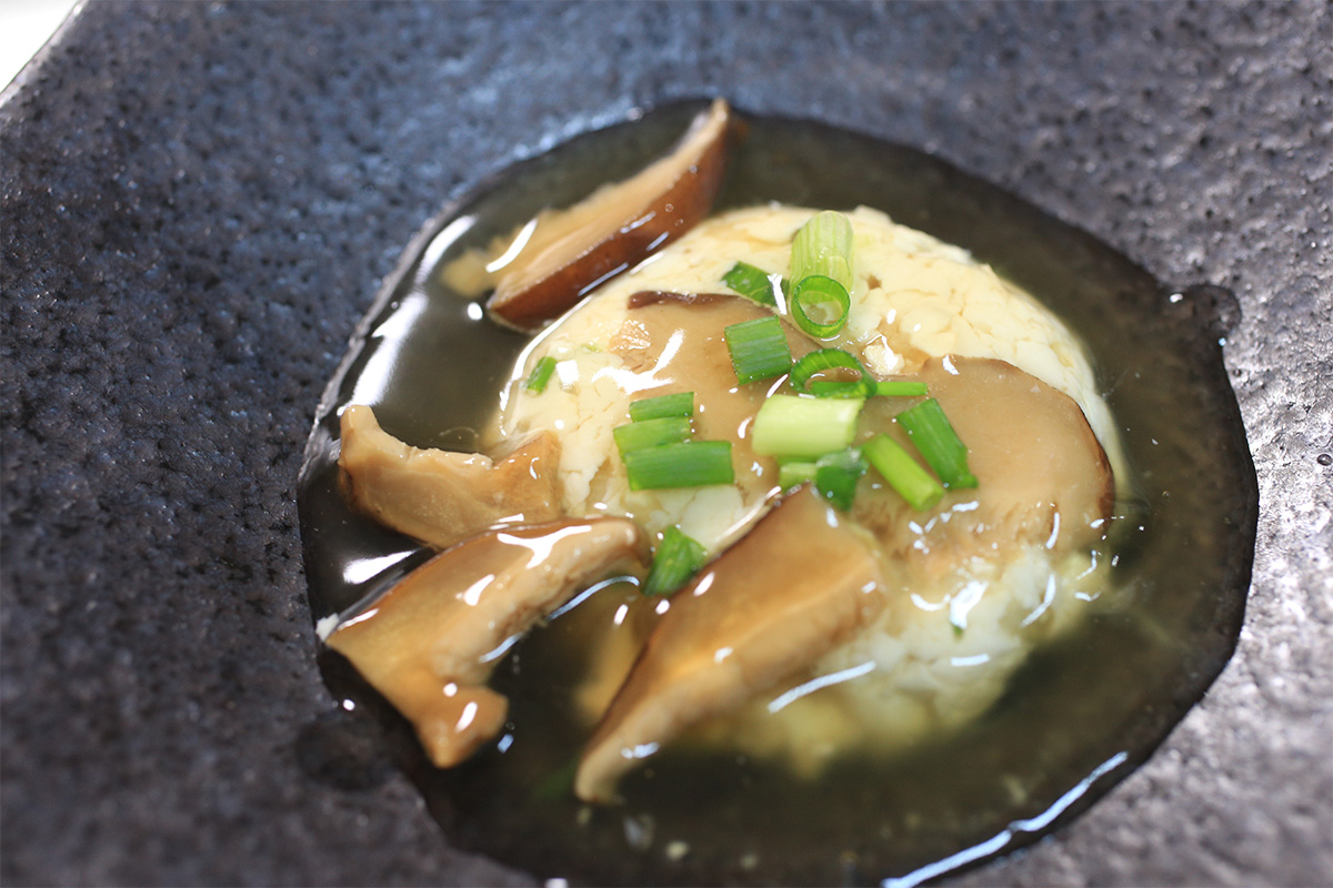 豆腐のレンジ蒸し椎茸あんかけ